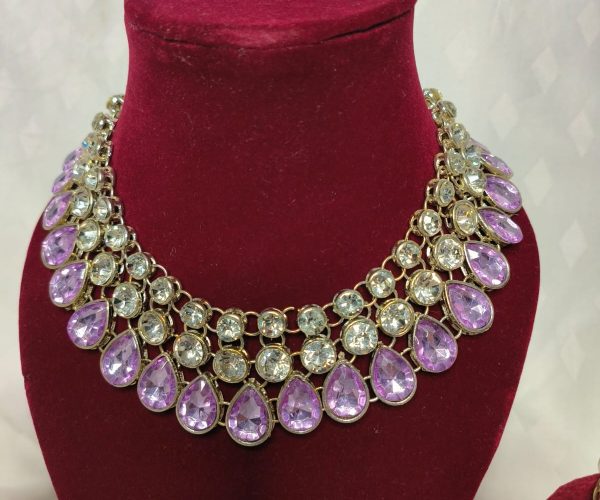 Stylish and Trendy Choker Necklace Set Stylish and Trendy Choker Necklace Set